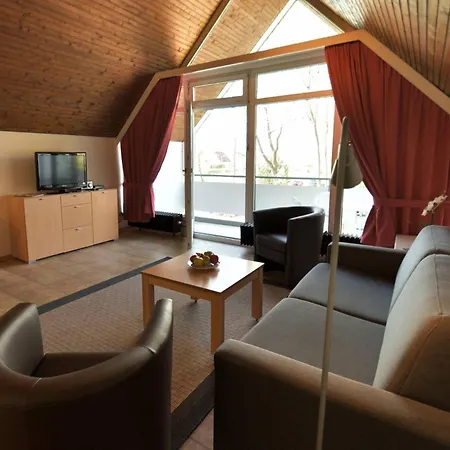 Apartamento Am Waldrand - Fuer 4 Personen Mit Balkon - Fahrwasser