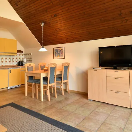 Apartamento Am Waldrand - Fuer 4 Personen Mit Balkon - Fahrwasser Neustadt in Holstein